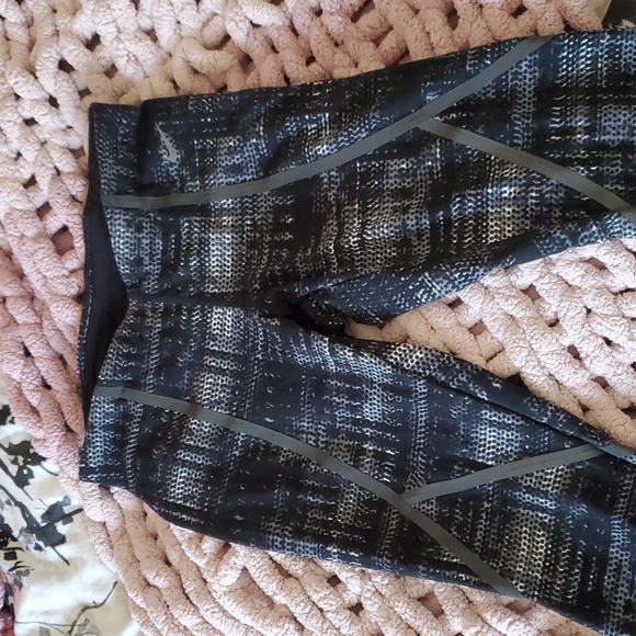 Nike leggings with zipper - Picture 9 of 10